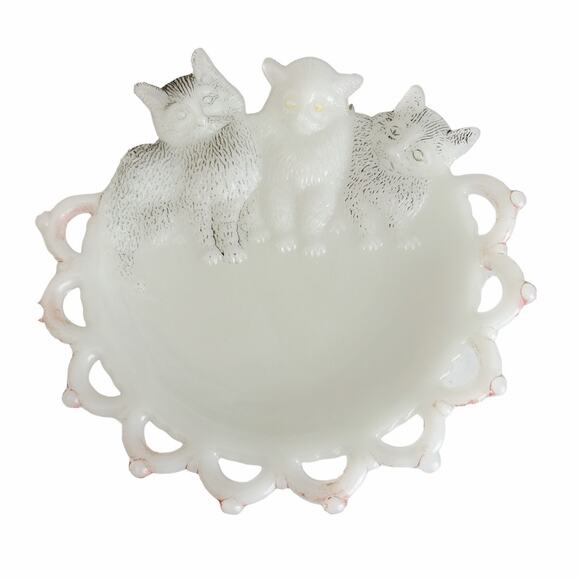 Vintage EAPG Westmoreland Kittens Pressed Milkglass Set of 2 Dishes 6.5” - Picture 5 of 7